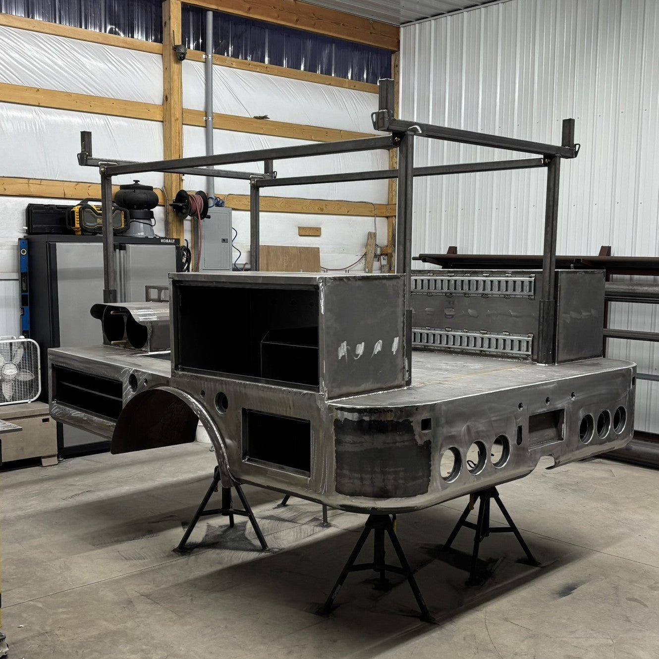 cab and chassis welding rig